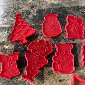 24 Holiday Cookie cutters